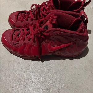 Nike Foamposite in Vibrant Red
